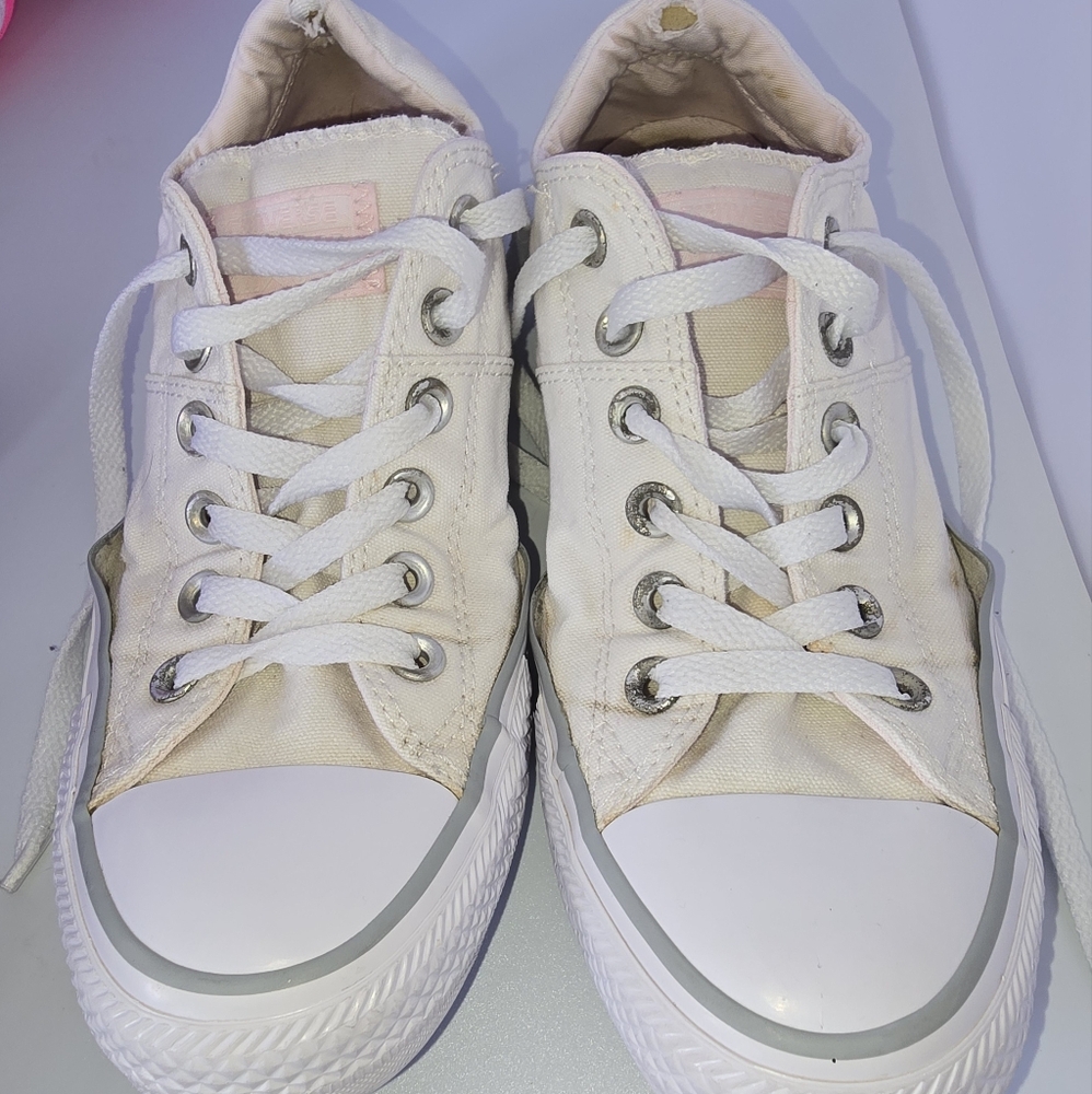 Converse Off white and pink sz 8